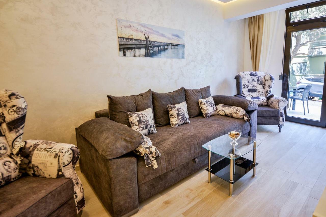Brand New Apartments Sveti Stefan Dış mekan fotoğraf