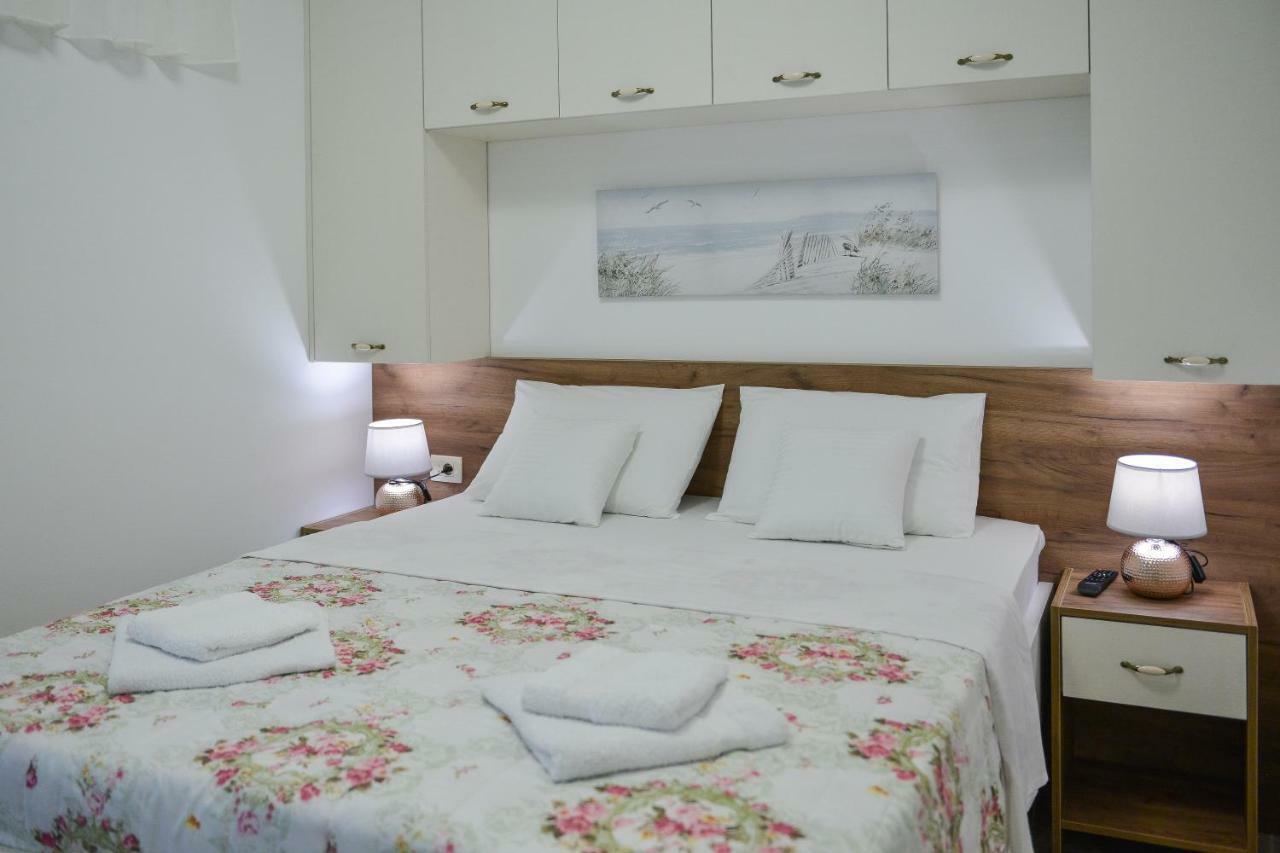 Brand New Apartments Sveti Stefan Dış mekan fotoğraf