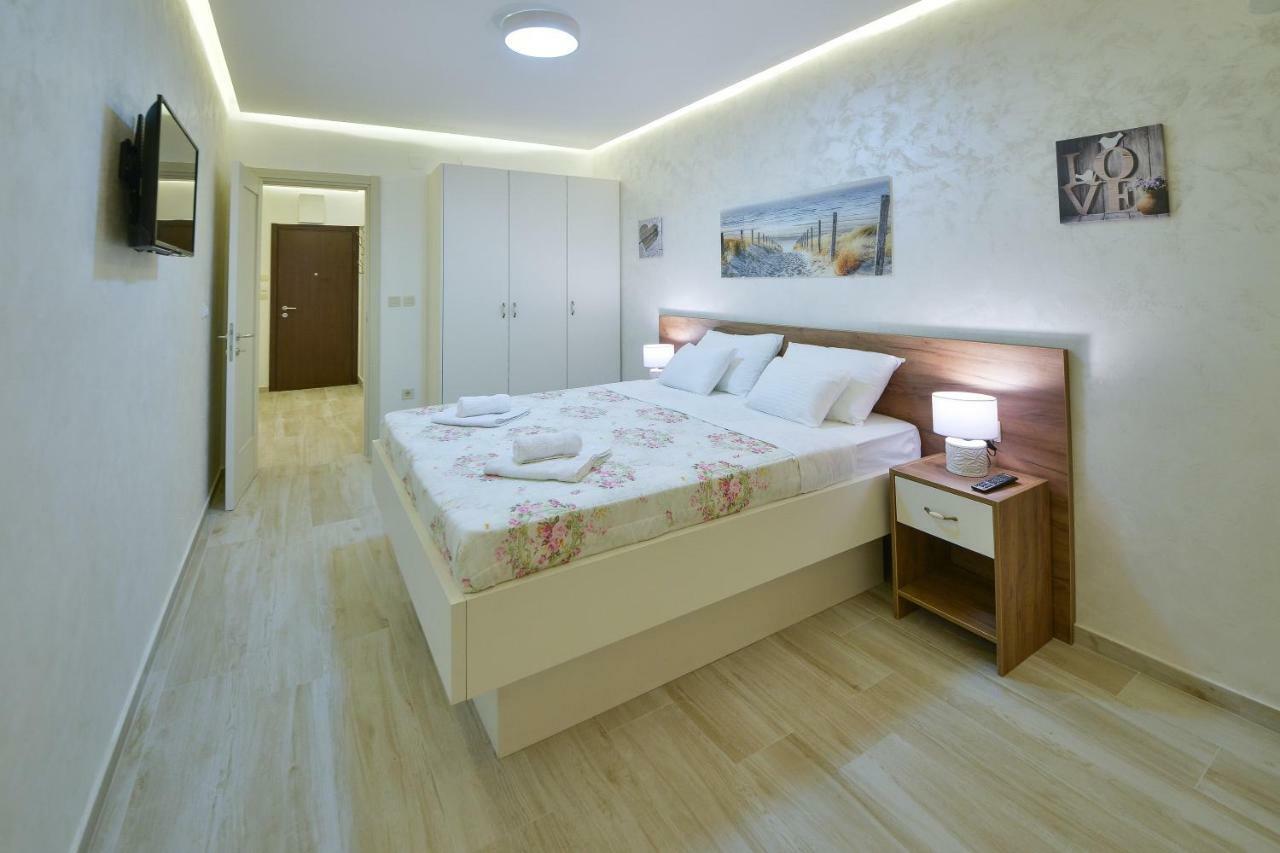 Brand New Apartments Sveti Stefan Dış mekan fotoğraf