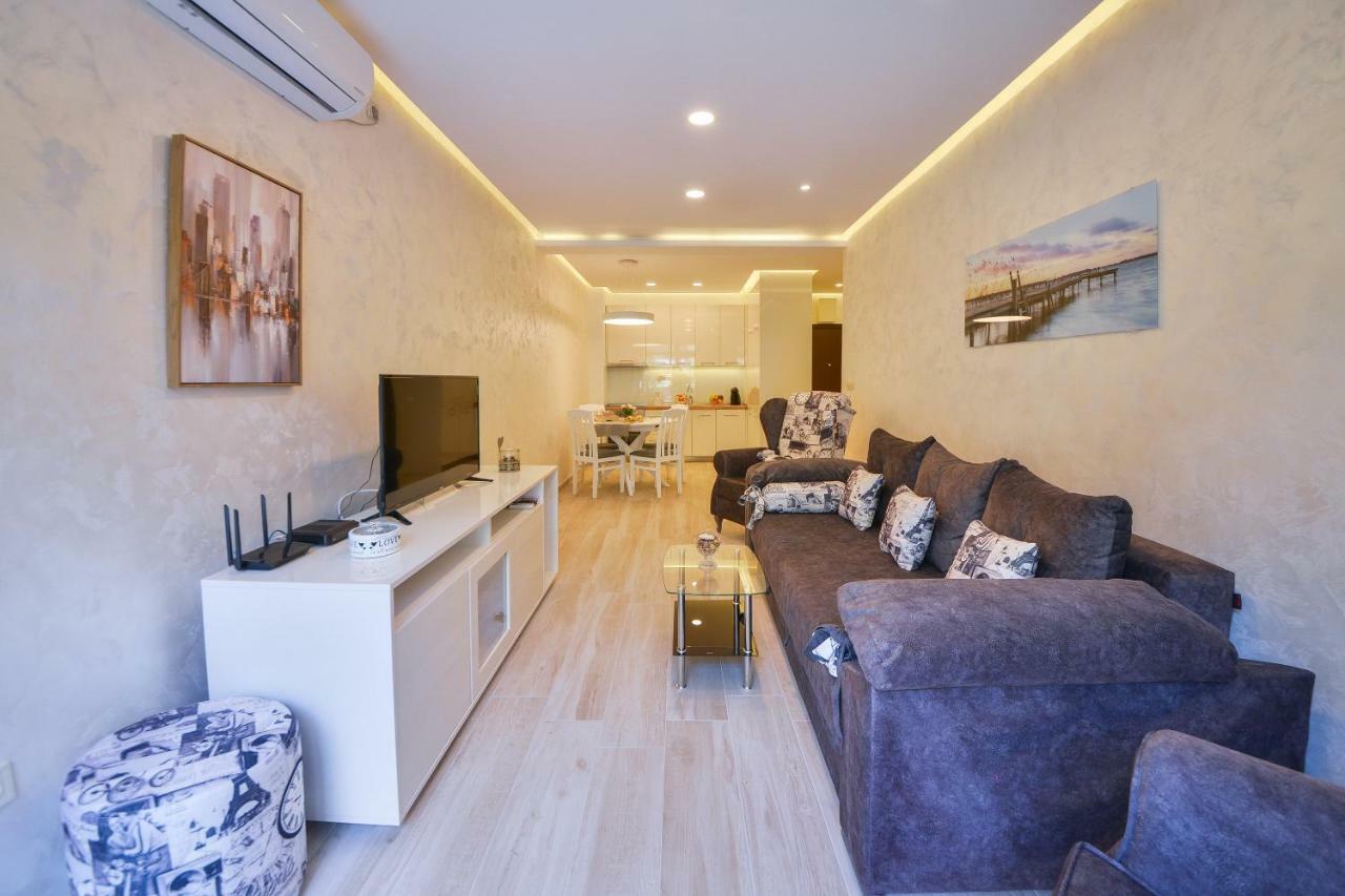 Brand New Apartments Sveti Stefan Dış mekan fotoğraf