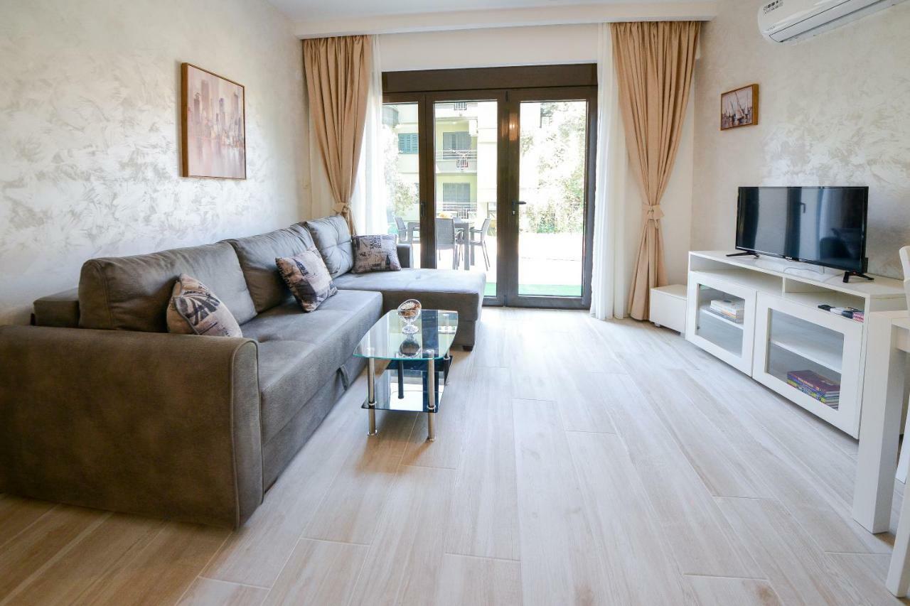 Brand New Apartments Sveti Stefan Dış mekan fotoğraf