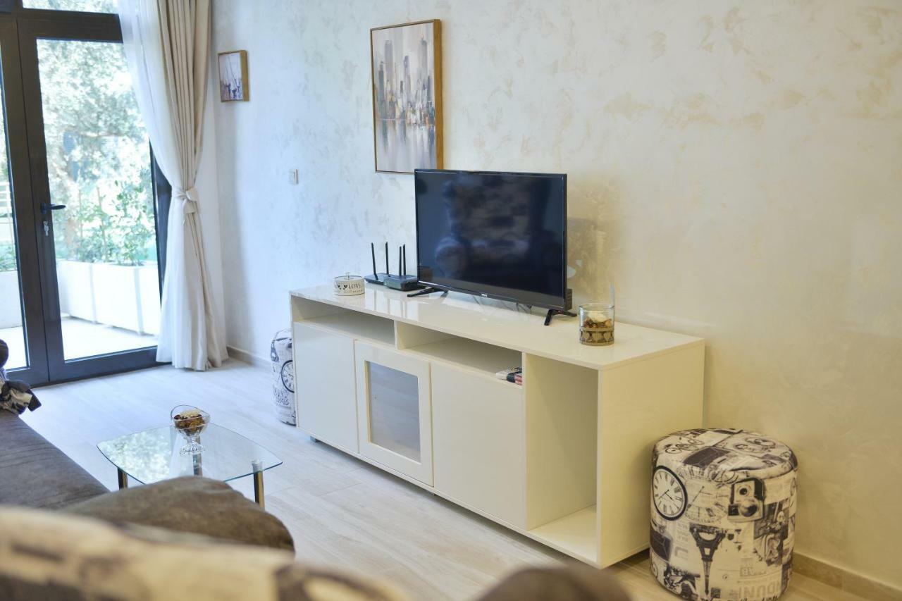 Brand New Apartments Sveti Stefan Dış mekan fotoğraf